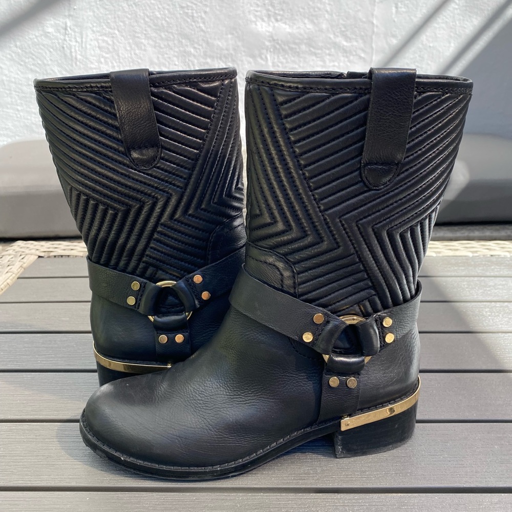 Black Leather Boots